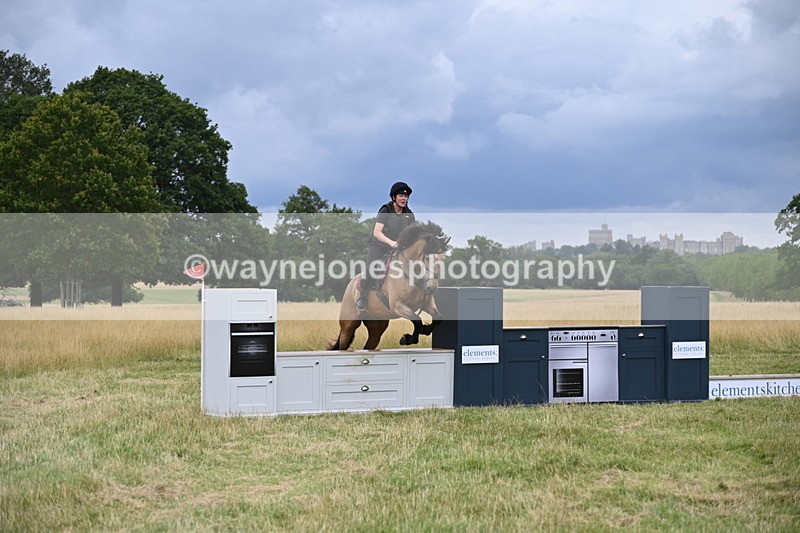WJ6_3060 - Time at Jump 11:06 to 11:40