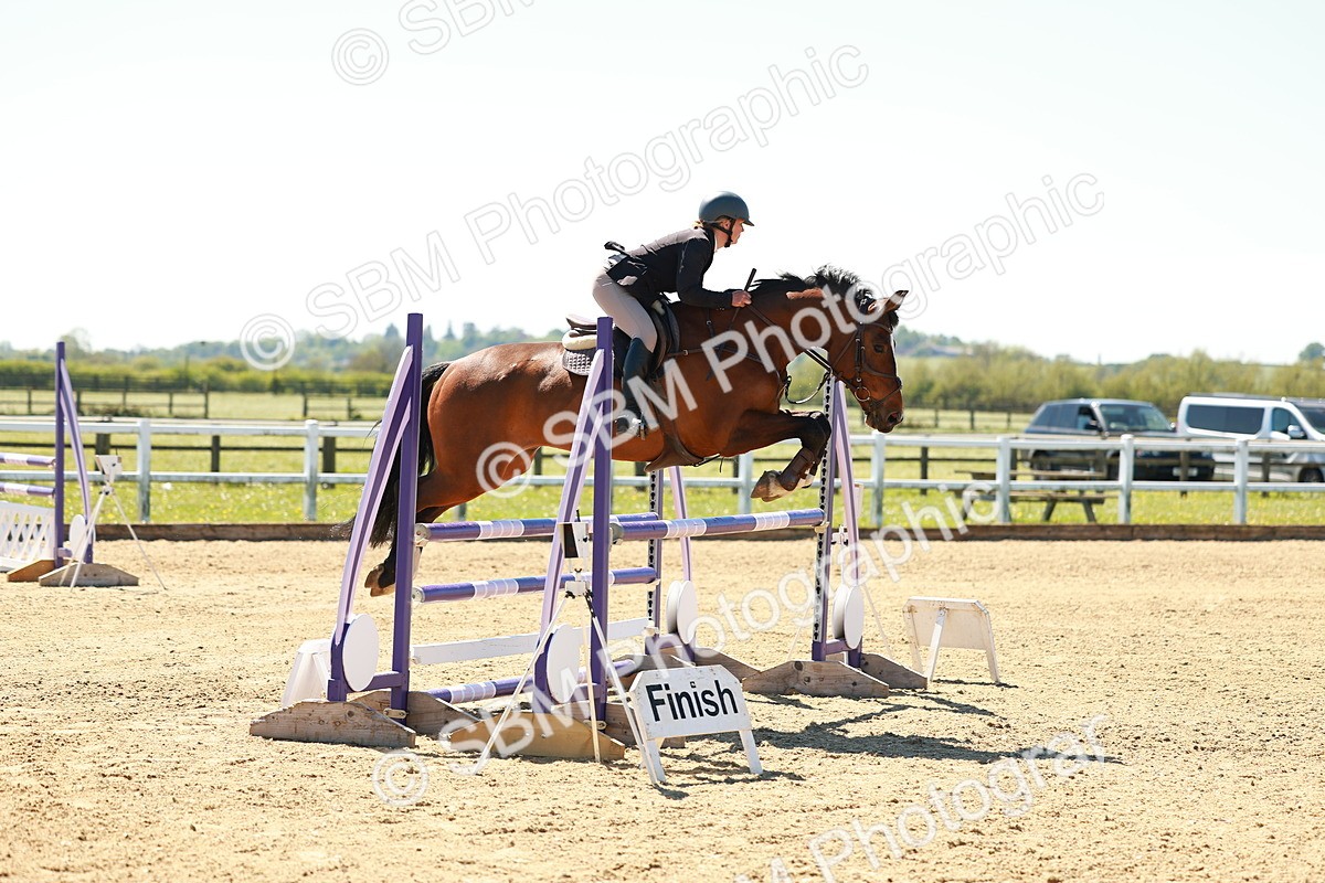 SBM_001374 - Class 4 - Senior Newcomers 1.10m
