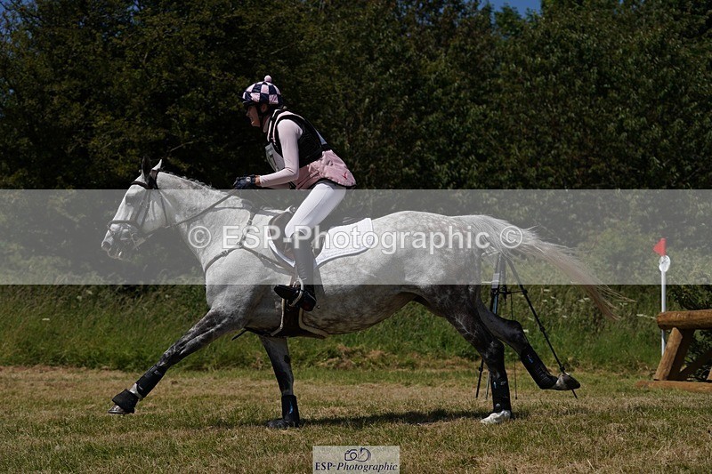 240629X-124340-2233 - 017-Jessica_Long-LADY_GREY