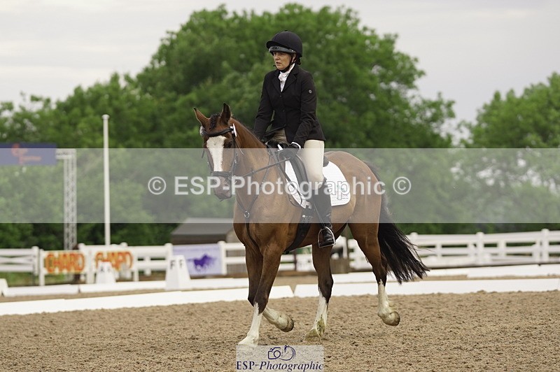 230708A-090820-00040 - Intro C