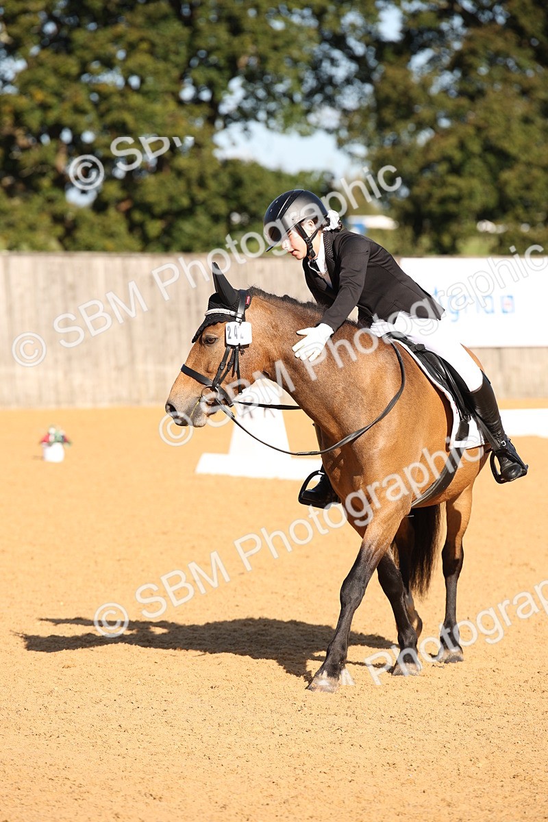 SBM_01902 - D2 Small Tour Championship Intro C
