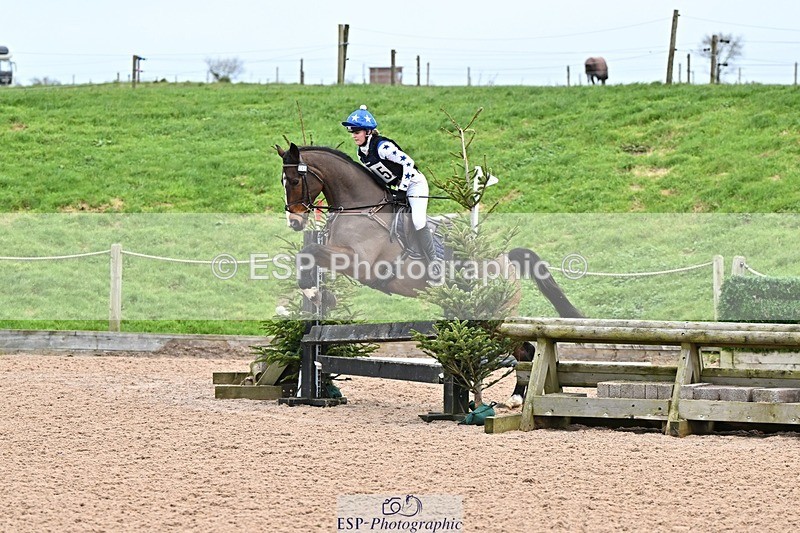 241215-102853-00305 - 70cm