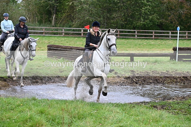 WJ6_6764 - Time at Photographer 13:06 to 13:23