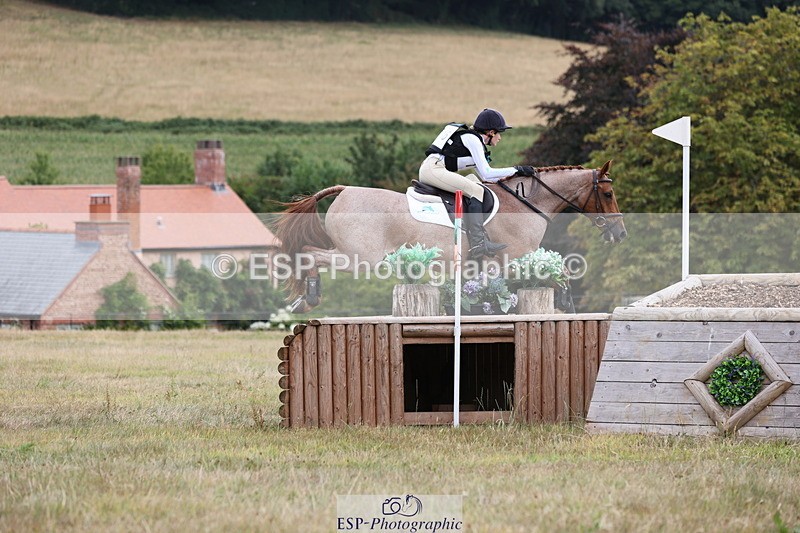 250802A-111340-01696 - C-116-Pippa.Krzywiec-FARFADET.DE.LHEBER