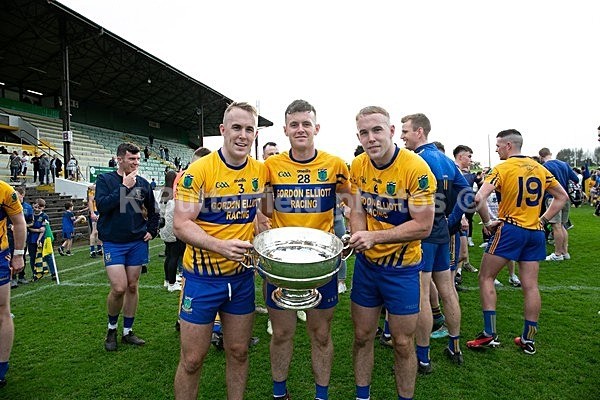 234 - Summerhill Senior Football Team