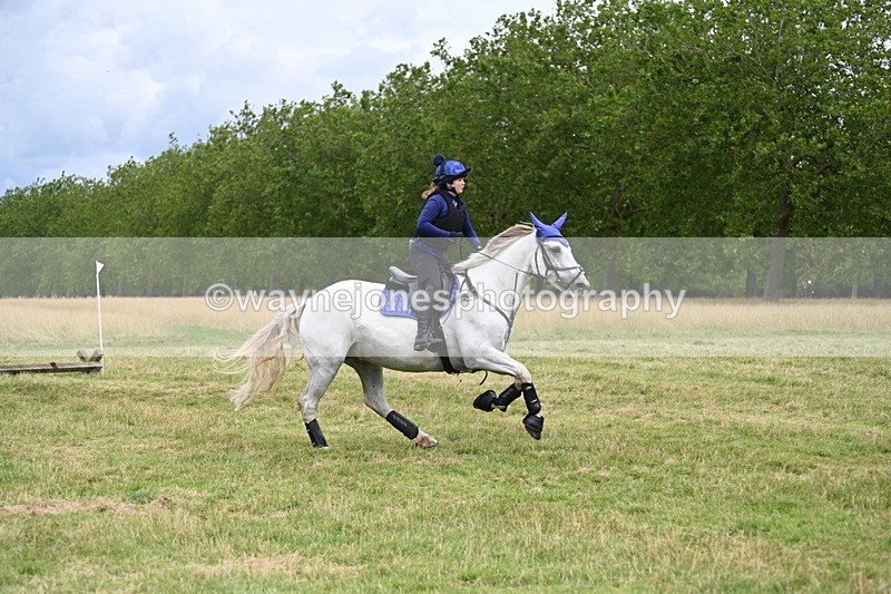 WJ6_4628 - Time at Jump 13:04 to 13:34