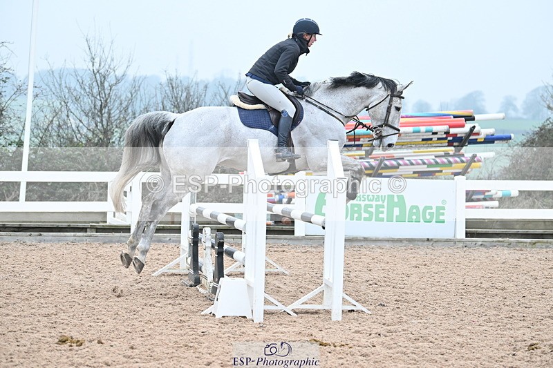 240113A-100303-01609 - Cls 9 British Novice and 90cm Open