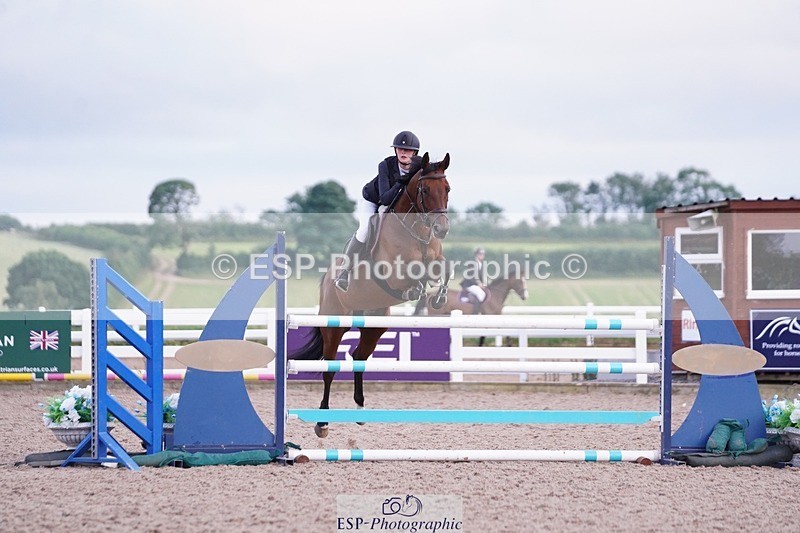 250628-203012-08607 - Cls 26 Pony Foxhunter & 1.10m Open