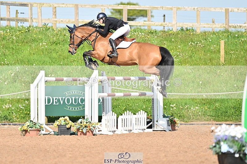 240510A-165333-09321 - Cls 24 National 1.40m Open