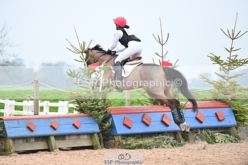 250118-133208-01229 - Cls 3A&B 90cm 13.20 to Coursewalk