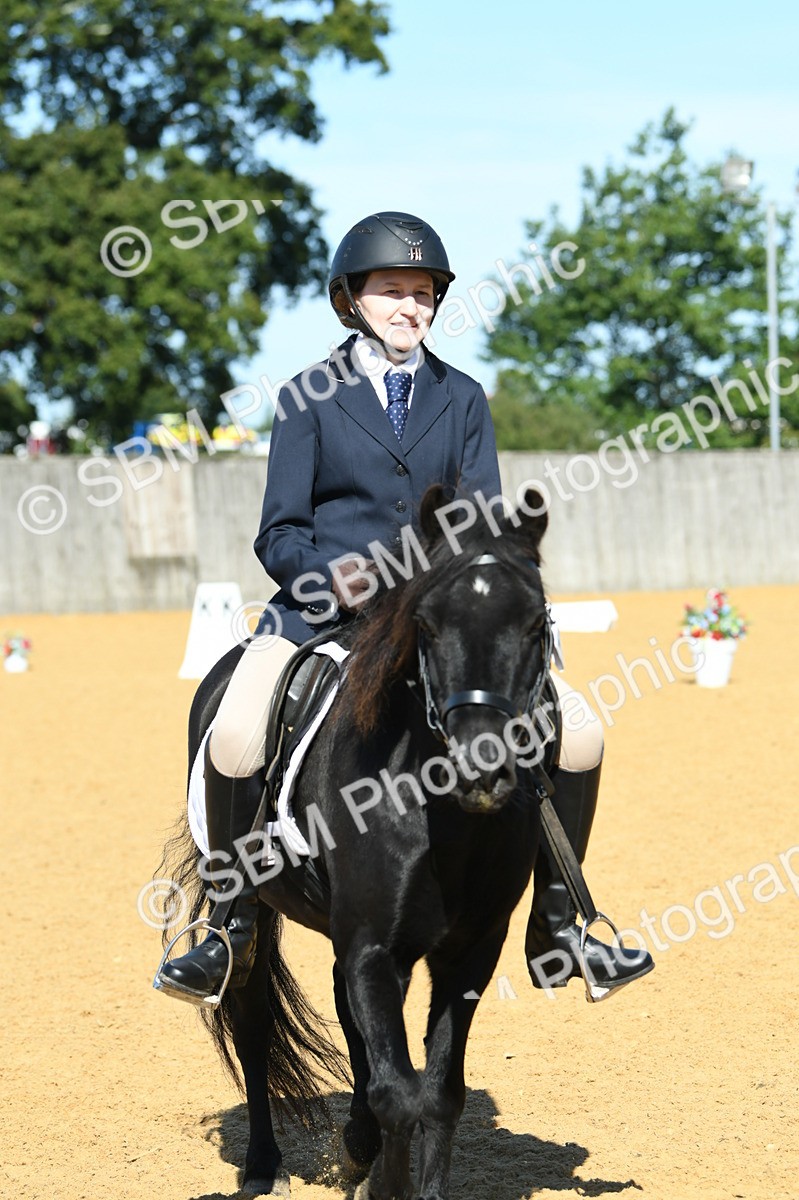 SBM_18195 - D4 - Small Tour Championship - Intro B