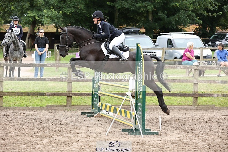 240803-132520-05553 - 220-Eleanor_Newcombe-MR_DARCY