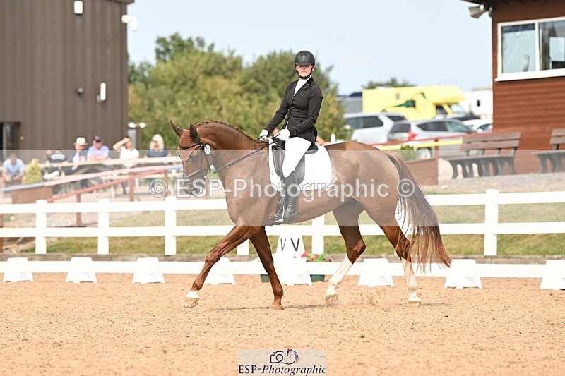 250816-152407-06176 - 121-Daisy.HedgesFelicia.v