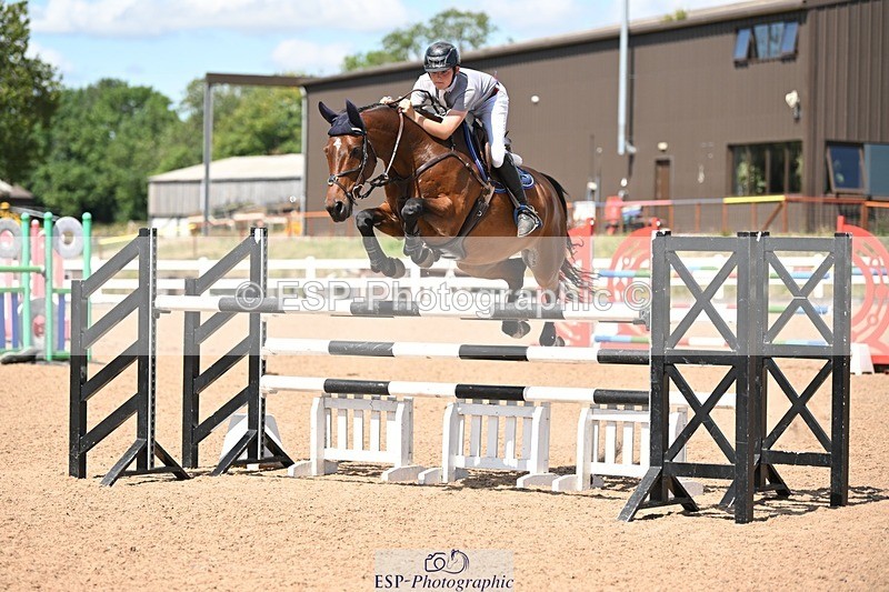 250709-152910-01151 - Cls 6 Snr Fox & 1.20m