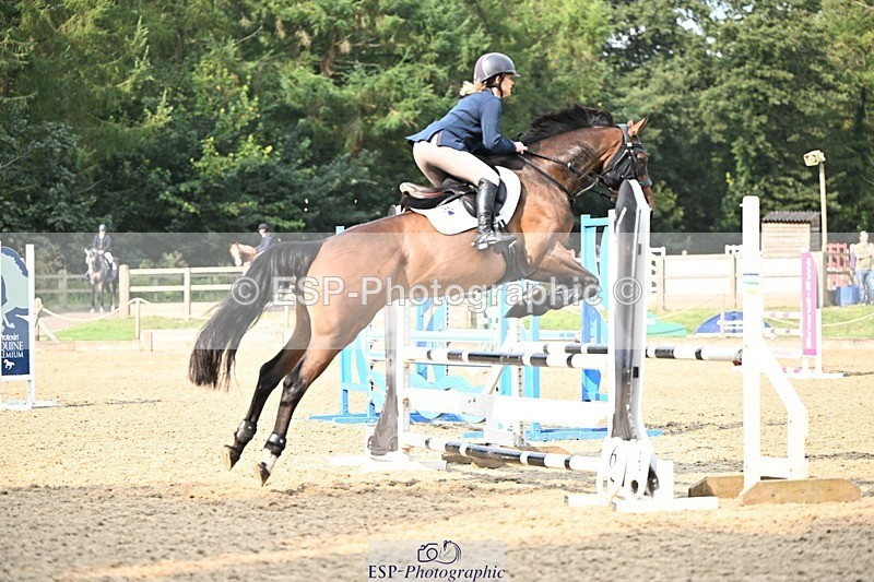 240818-095442-03525 - Cls 8B 90cm Open