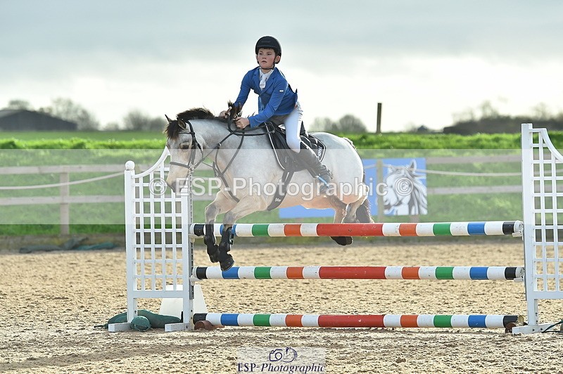 231119A-133844-06045 - Sun Cls 26 Springboard 128cm & 138cm