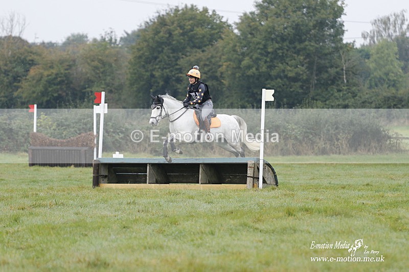 WWHT 171021 0598 - Novice Restricted (0.80m)  17/10/21