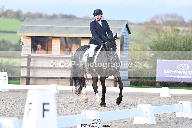 231105-160408-04013 - Cls 4 Novice 24 15.24 to 16.35 break