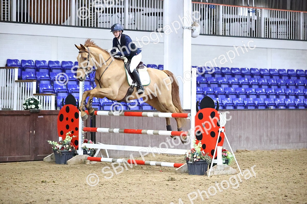 SBM_010167 - Class 25 - Equestrian Senior Foxhunter 1.20m
