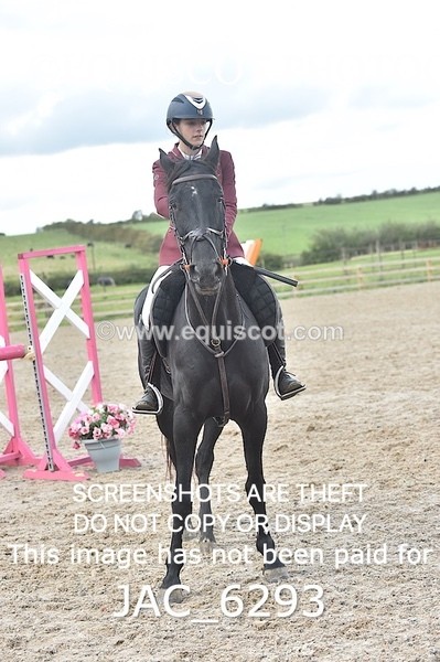 JAC_6293 - CLASS 9 SAT Pony Foxhunter/ 1.10m Open