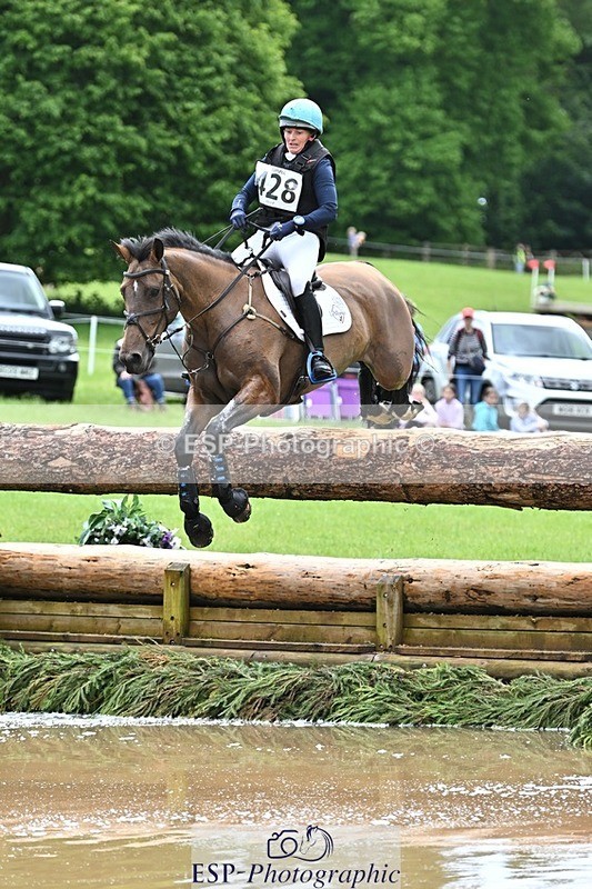 240526-114857-20715 - 428-COOLEY_SNAPCHAT-Selina_Milnes