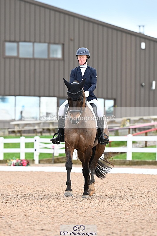 240218A-121739-07247 - 161-Katie.Warner-Active.Nuvalari