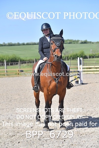 BPP_6729 - CLASS 38 MON 0.95m Amateur Championship Qualifier
