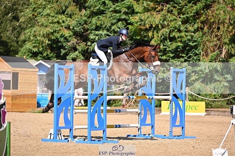 250817A-145314-04714 - Cls 21 Snr Newcomers