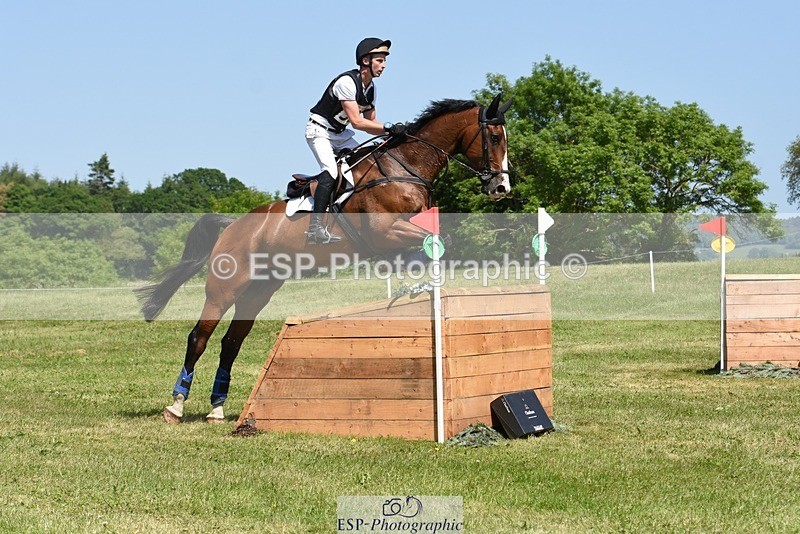 230527-142132-09465 - 325-LONESTAR-Thomas_Hawke-XC