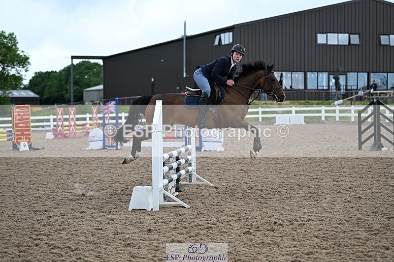 240608A-090507-00010 - Cls 8 Pony British Novice and 80cm Open