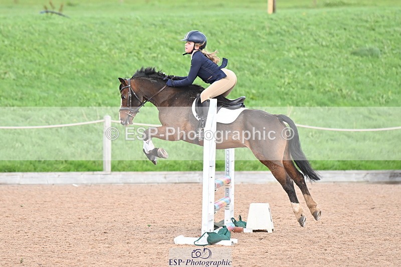 231029A-125502-03390 - Stepping Stones 128cm & 138cm