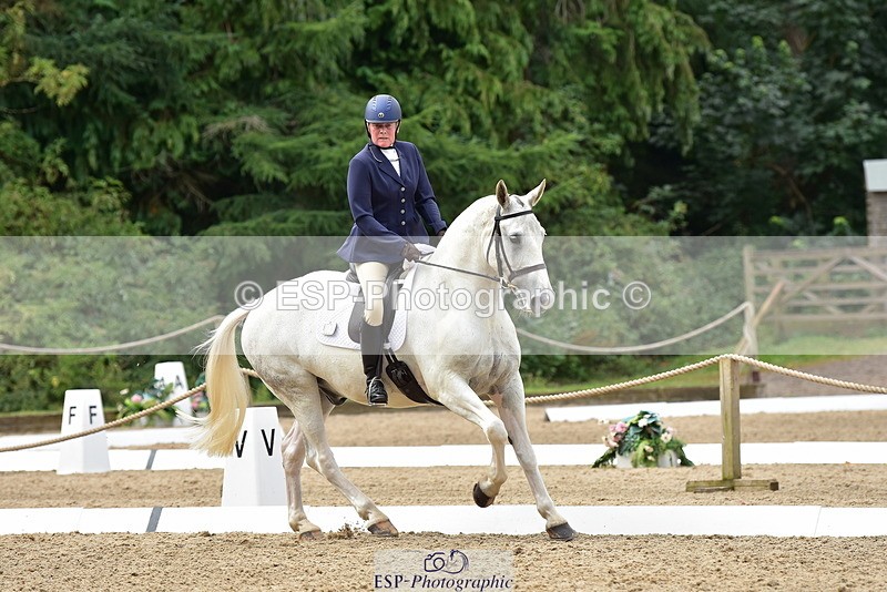 250719A-120310-05422 - 014-Debby.Appleby-Bit.Of.Bubbly