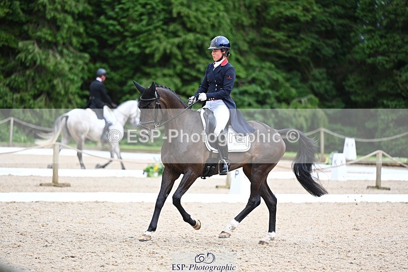 240524-160222-10684 - 540-OPPOSITION_HERALDIK_GIRL-Kirsty_Chabert