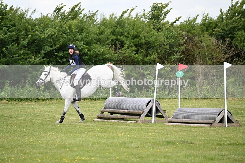 WJ6_3558 - Class 5 80cm Pairs