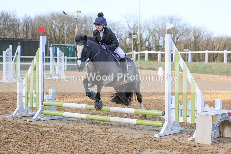 3E7A9685 - Clear Round 40cm