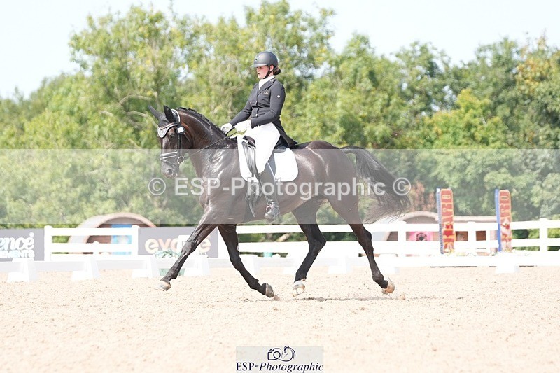 250815-142503-01690 - 021-Louise.BerryWoodcroft.Daisy.Duke