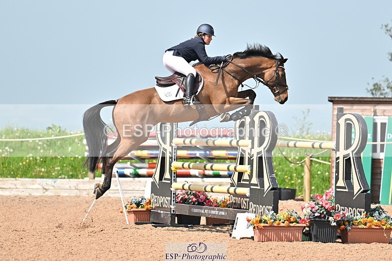 240512A-105552-17425 - Cls 48 National 1.30m Open