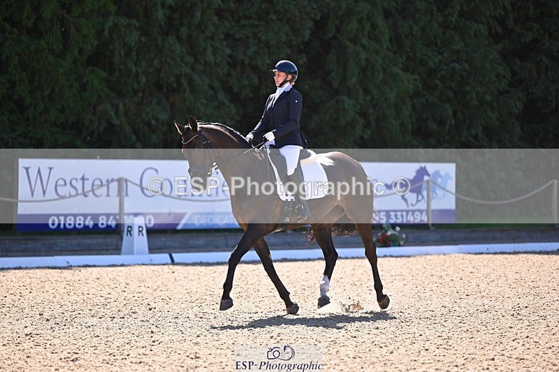 240809-110459-00470 - 183-Sian.Axten-MSJ.Gabriella