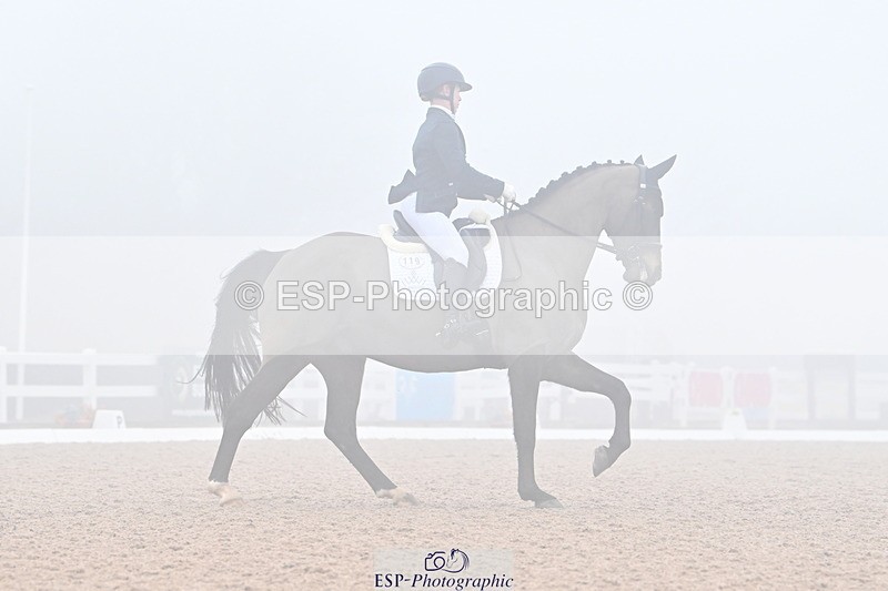 240217A-124916-02309 - 119-Shona.Mclauchlan-Diamond.Darco