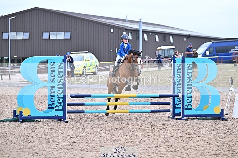 250826-180200-01126 - 80cm