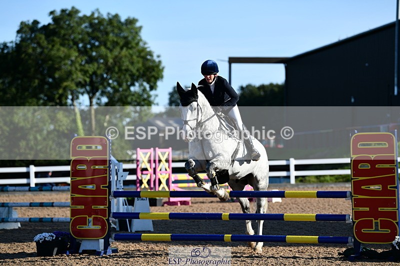 240913A-085700-02813 - Cls 20 Snr British Novice and 90cm Open