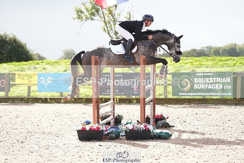 250913-101901-06127 - Cls 14 Snr Newcomers