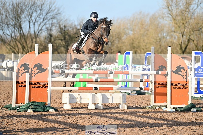 231210A-141832-02715 - Cls 21 Foxhunter & 1.20m Open