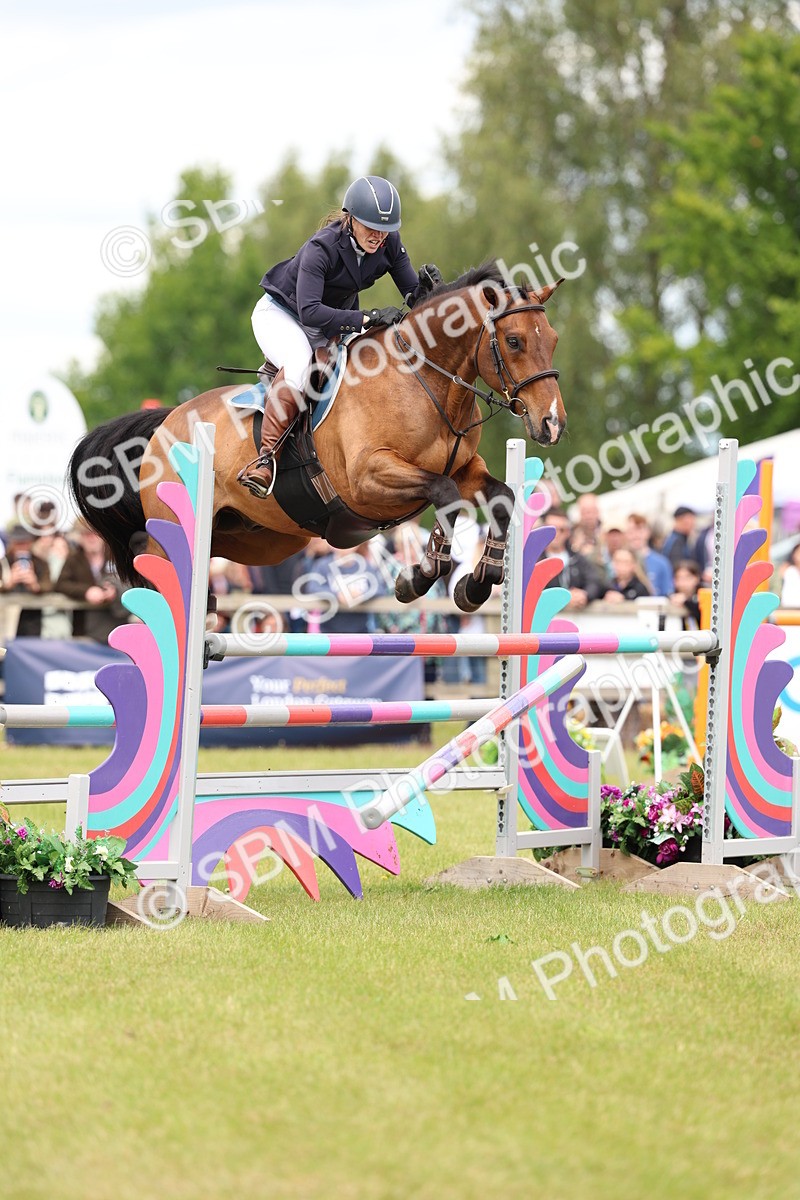 SBM_13883 - Class 206 - Senior Newcomers - 1.10m Open