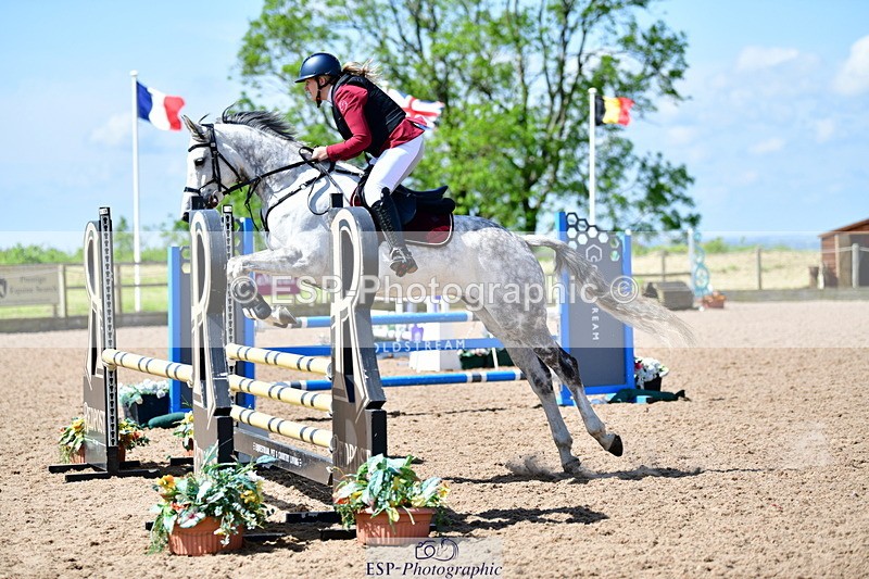 240525A-110904-05414 - Cls 23 Discovery and 1m Open