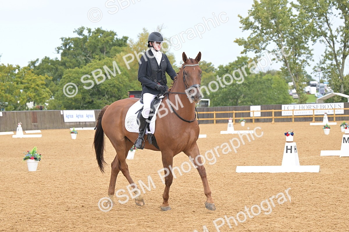 SBM_02318 - D2 - Small Tour Championship Intro 2