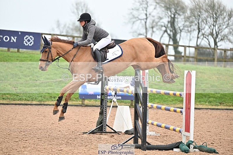 250122-143209-00657 - Cls 6 Foxhunter and 1.20m