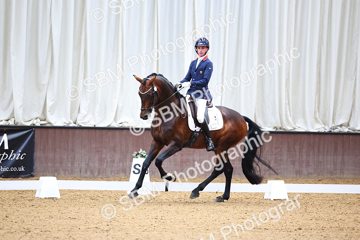 SBM_005304 - Class 5 - Novice 6 - 9.30-10.33