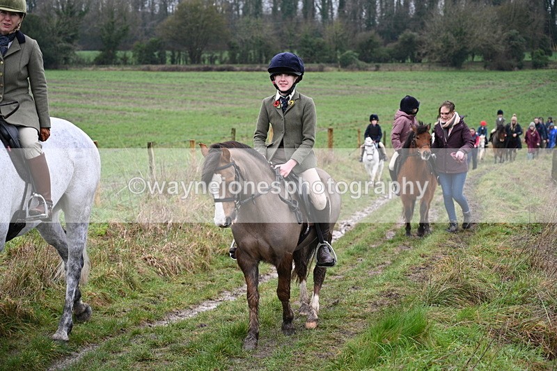 WJ7_9462 - Walk out..