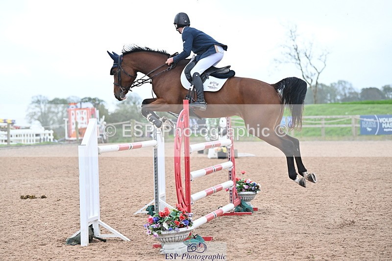 231013A-143110-02718 - Cls 9 Foxhunter & 1.20m Open